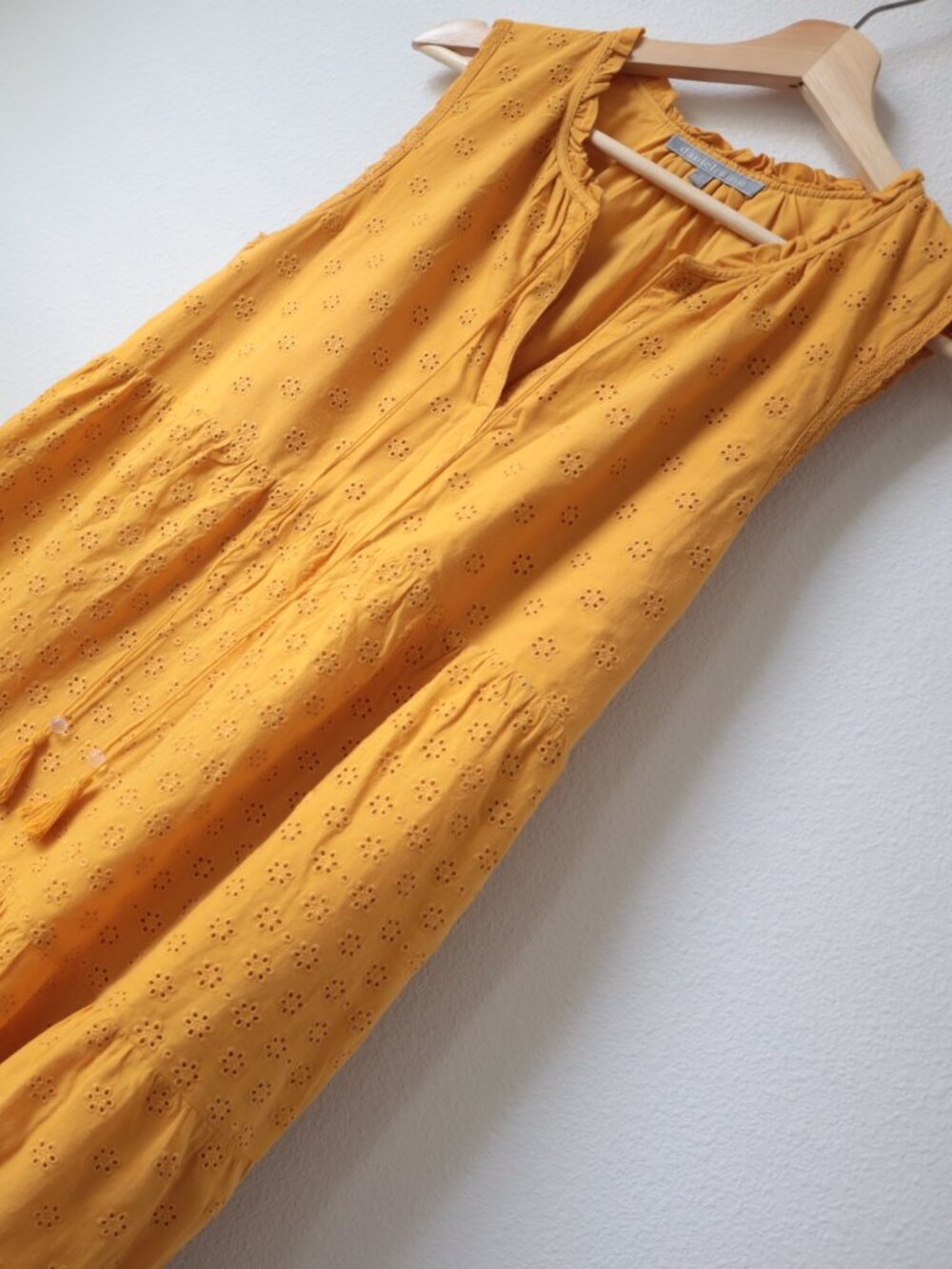 Daniel Rainn Golden Yellow Eyelet Lace Maxi Dress | M - Picture 7 of 7